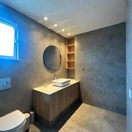 Terra Rossa Residences *